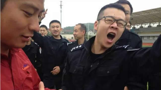 չӖ