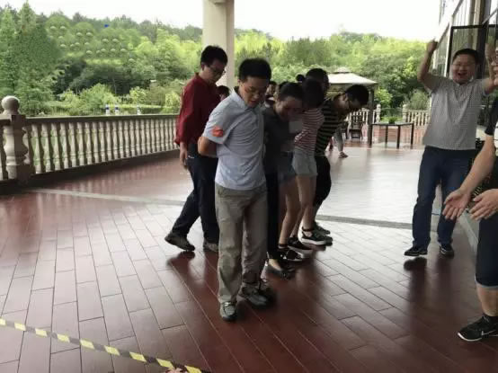 չӖ